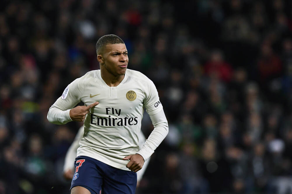 真实车主分享：试驾上百款新车，为什么最后选择了焕新极氪001？